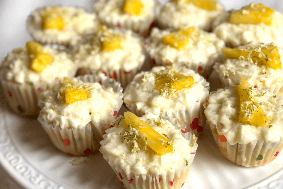 Tiny Chefs - Coconut Cupcakes with Key Lime Buttercream