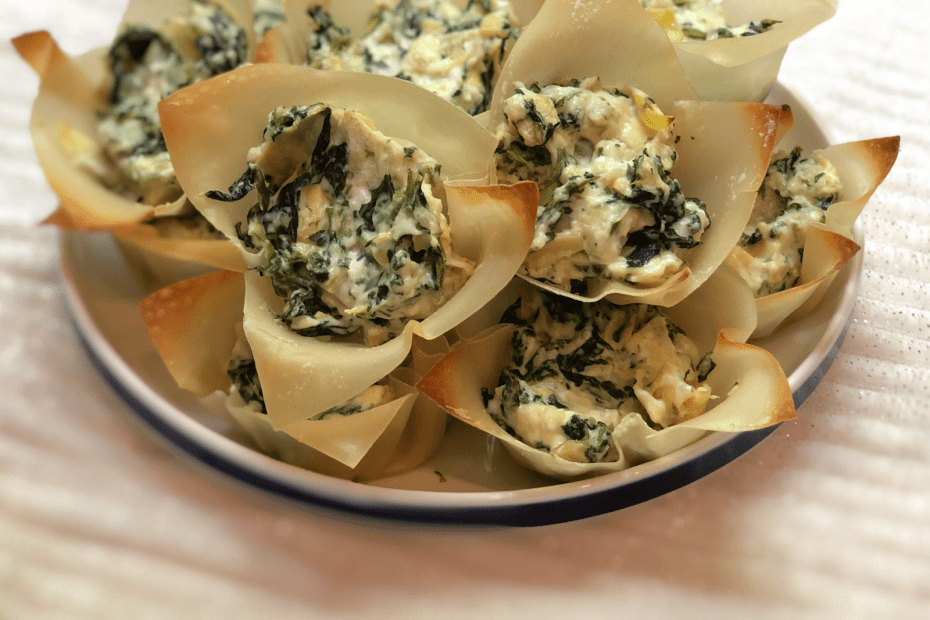 Tiny Chefs - Spinach & Artichoke Dip in Wonton Wrappers
