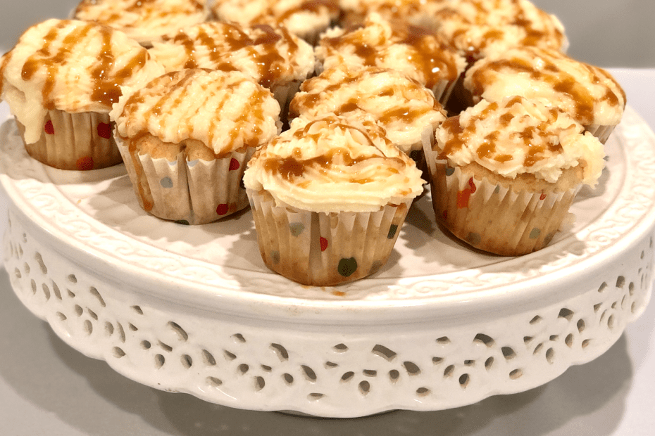 Tiny Chefs - Vanilla Cupcakes with Vanilla Buttercream Frosting – Single Recipe Virtual Class with Lessons